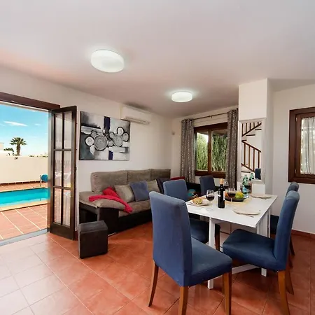 Julianne 1 Villa Puerto del Carmen (Lanzarote)