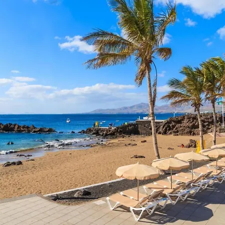 Julianne 1 Puerto del Carmen (Lanzarote)